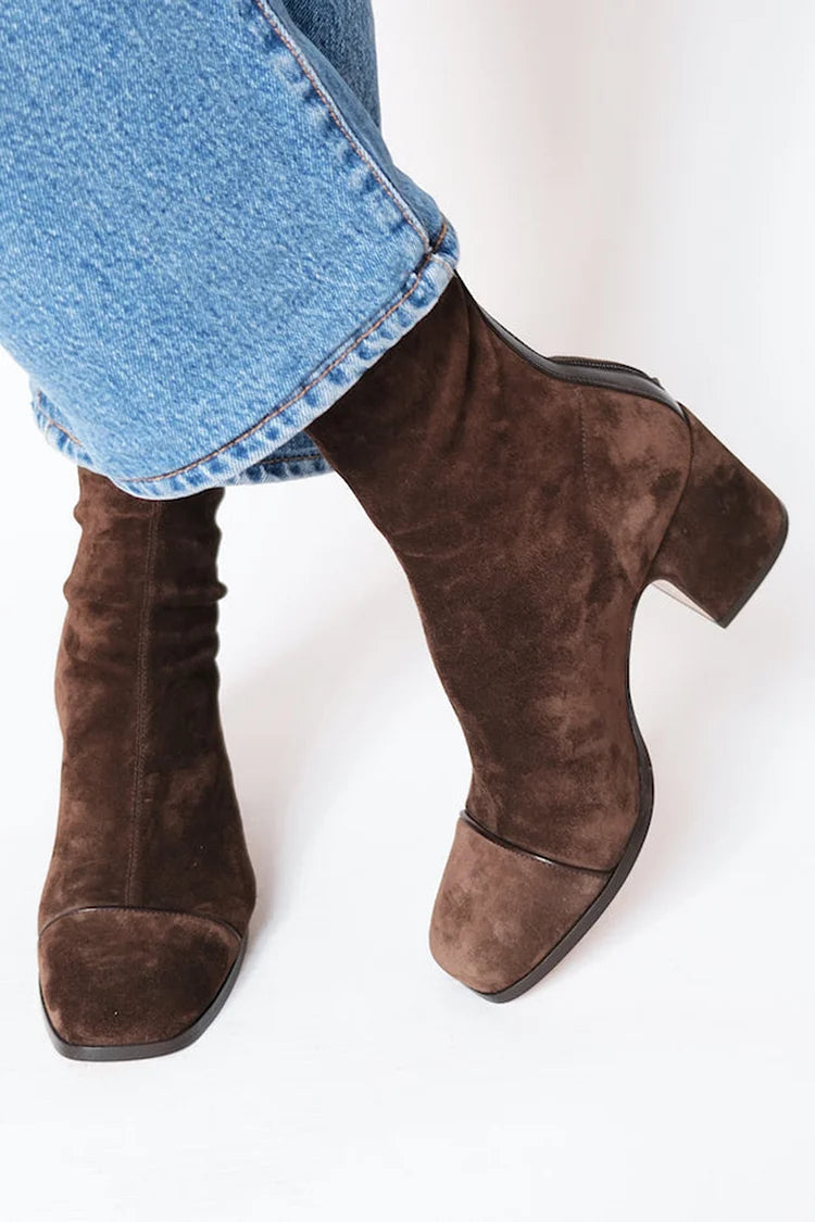 VEGA | Botines de ante con tacón bajo