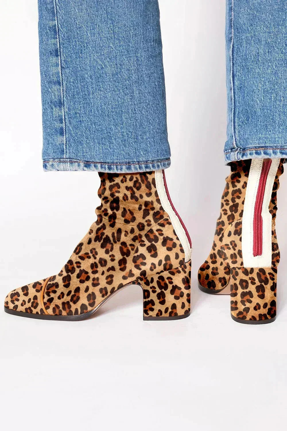 VEGA | Botines de ante con tacón bajo