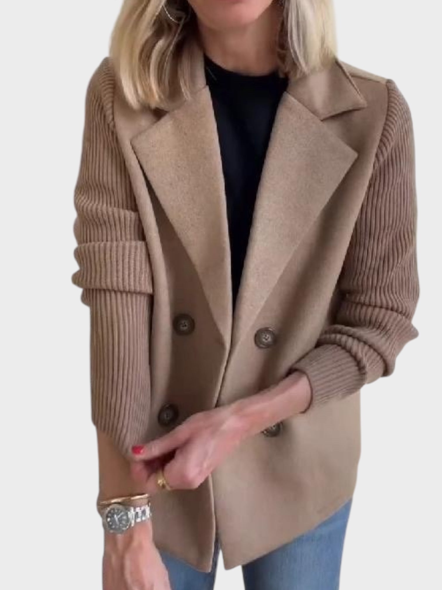 IOANNA | Blazer de punto con mangas en contraste