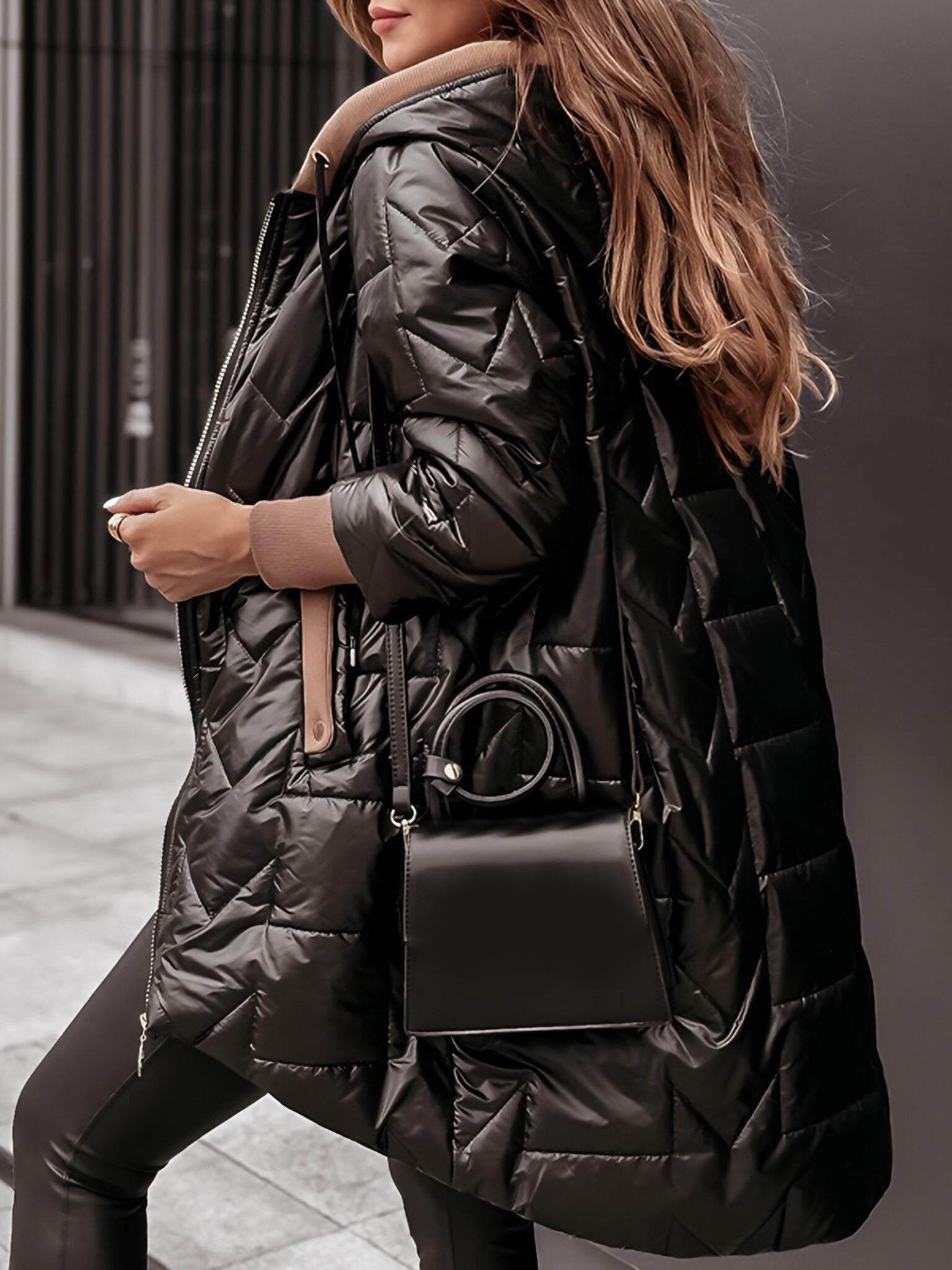 ELISE | Abrigo acolchado con capucha