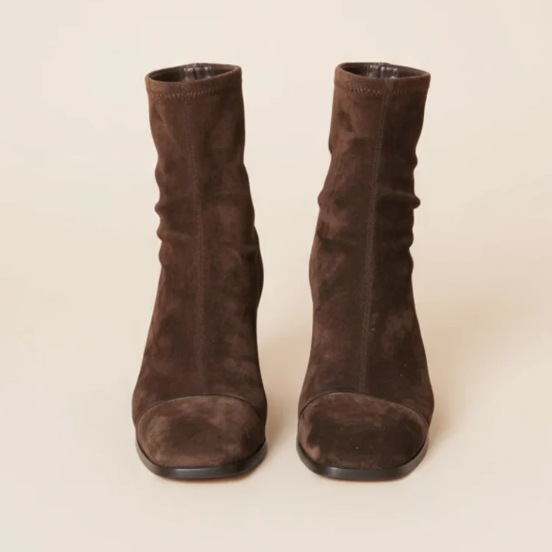 VEGA | Botines de ante con tacón bajo