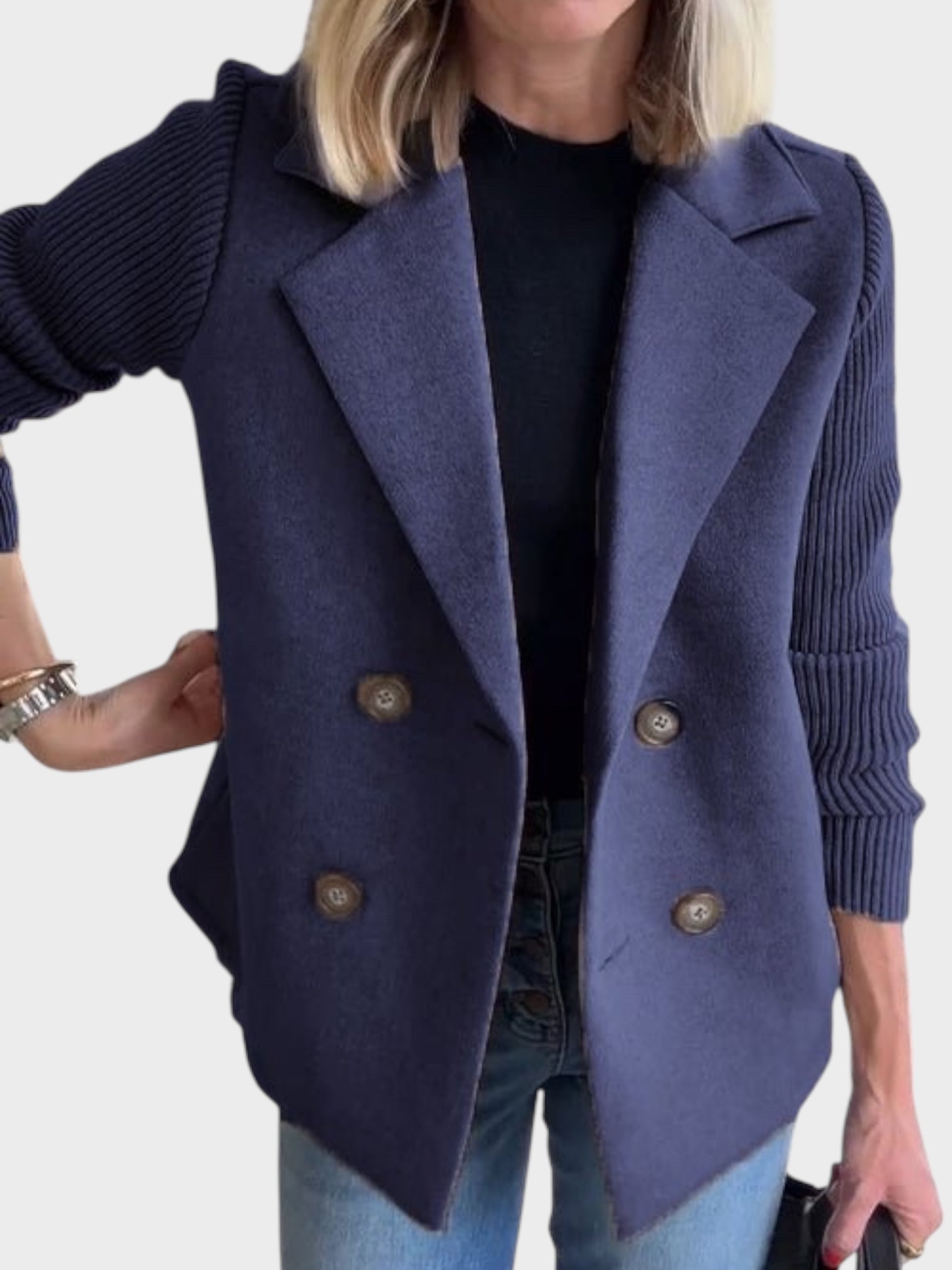 IOANNA | Blazer de punto con mangas en contraste