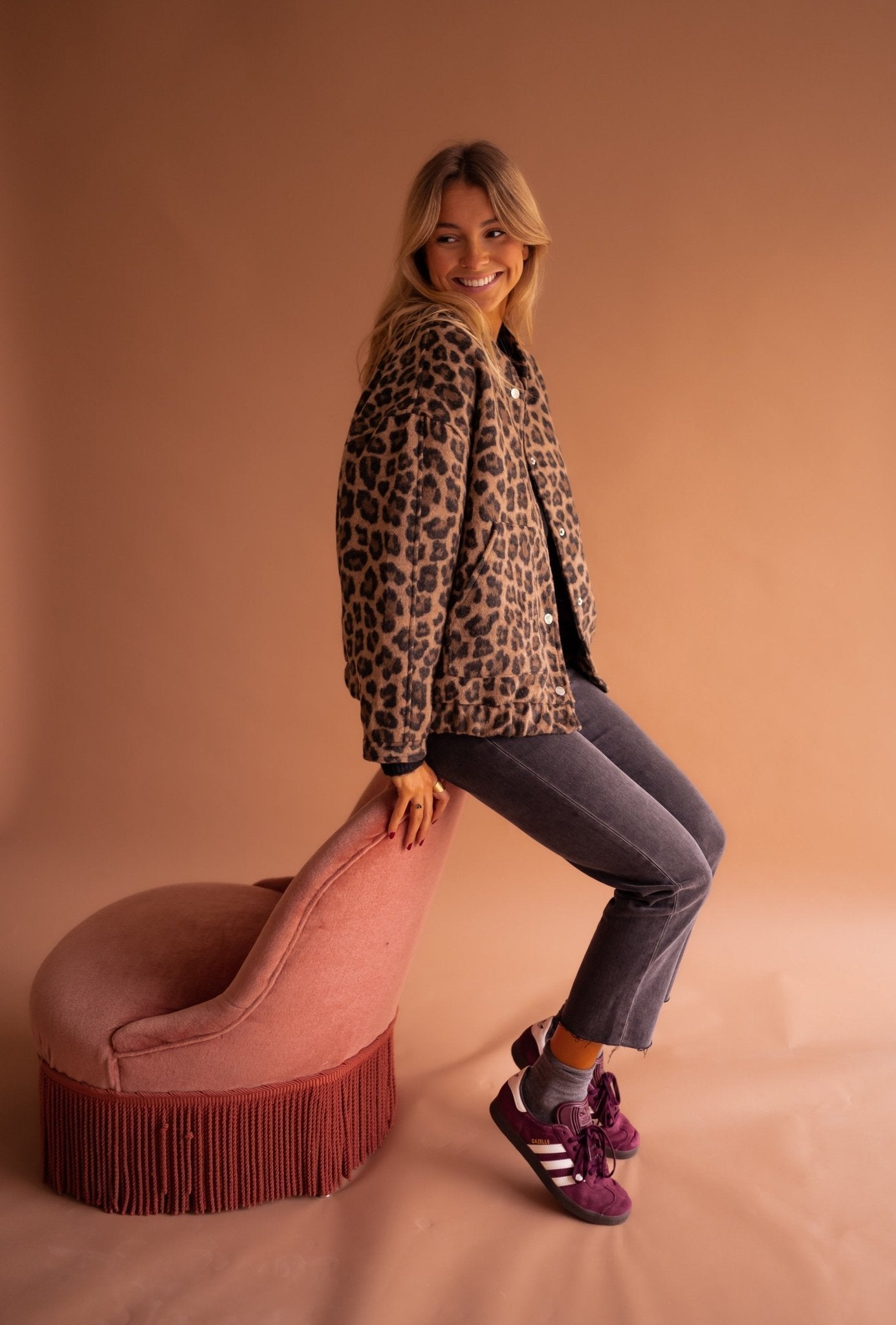 OLIWIA | Chaqueta con estampado de leopardo