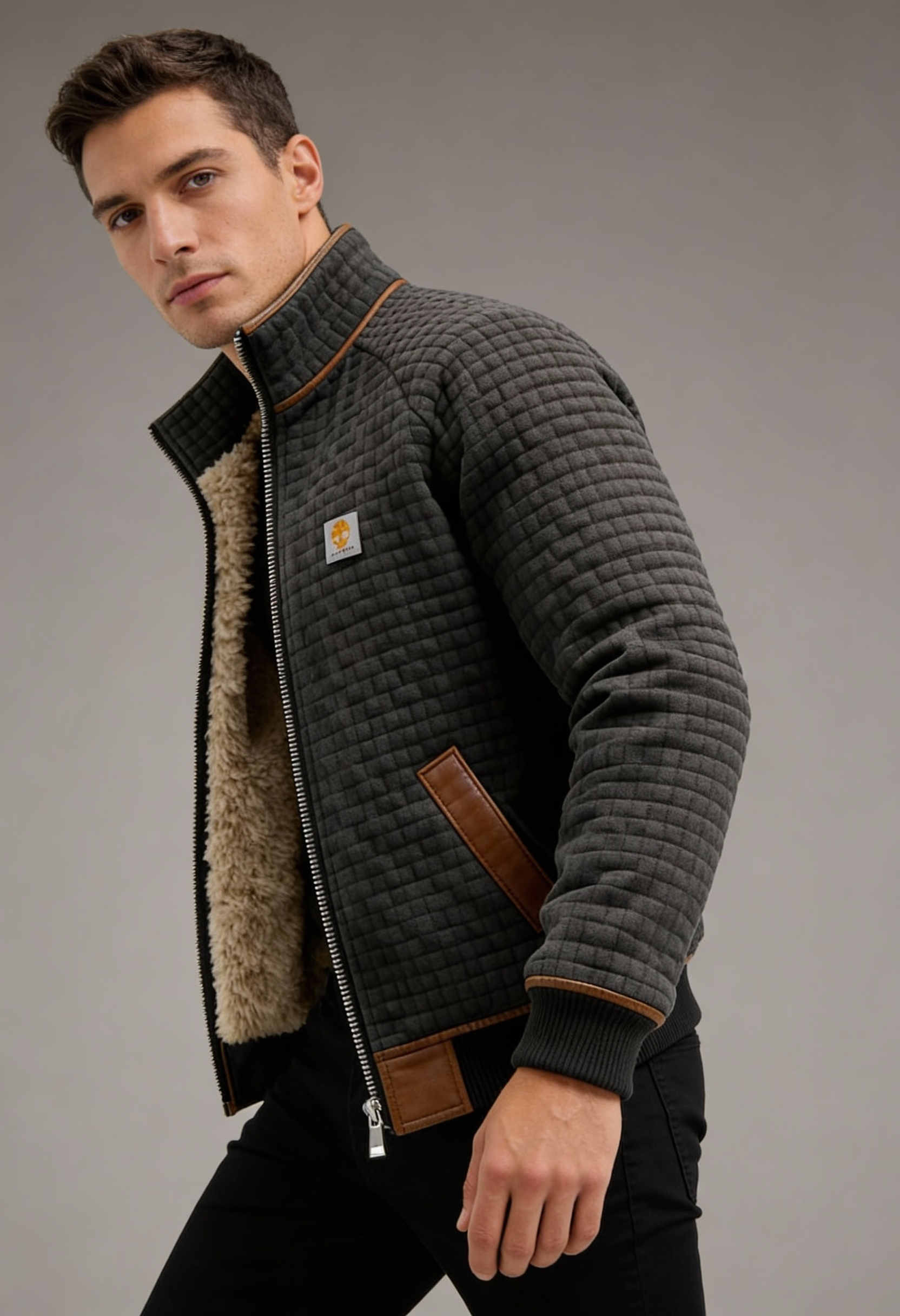 OSCAR | Chaqueta texturizada con cuello alto