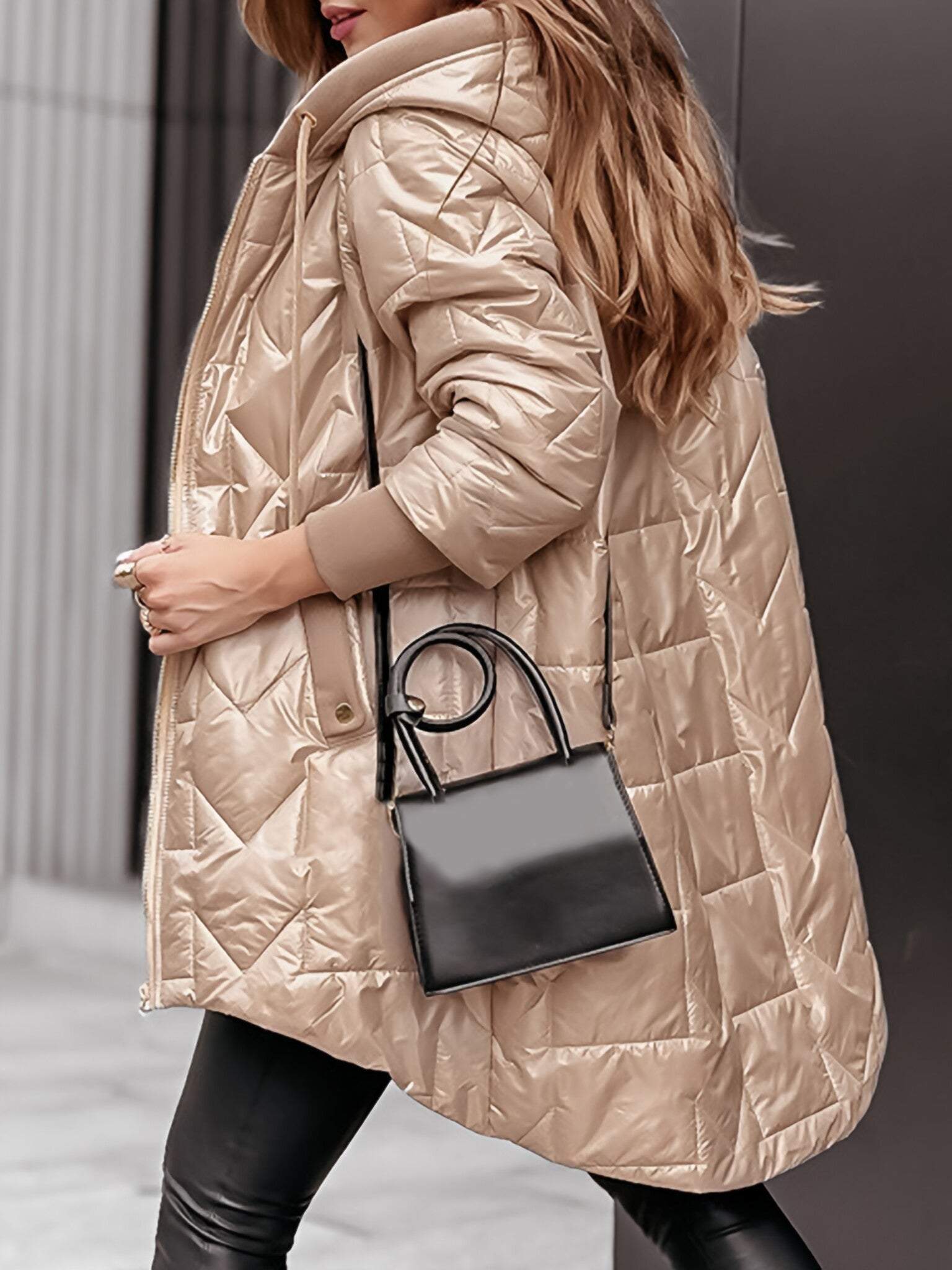 ELISE | Abrigo acolchado con capucha