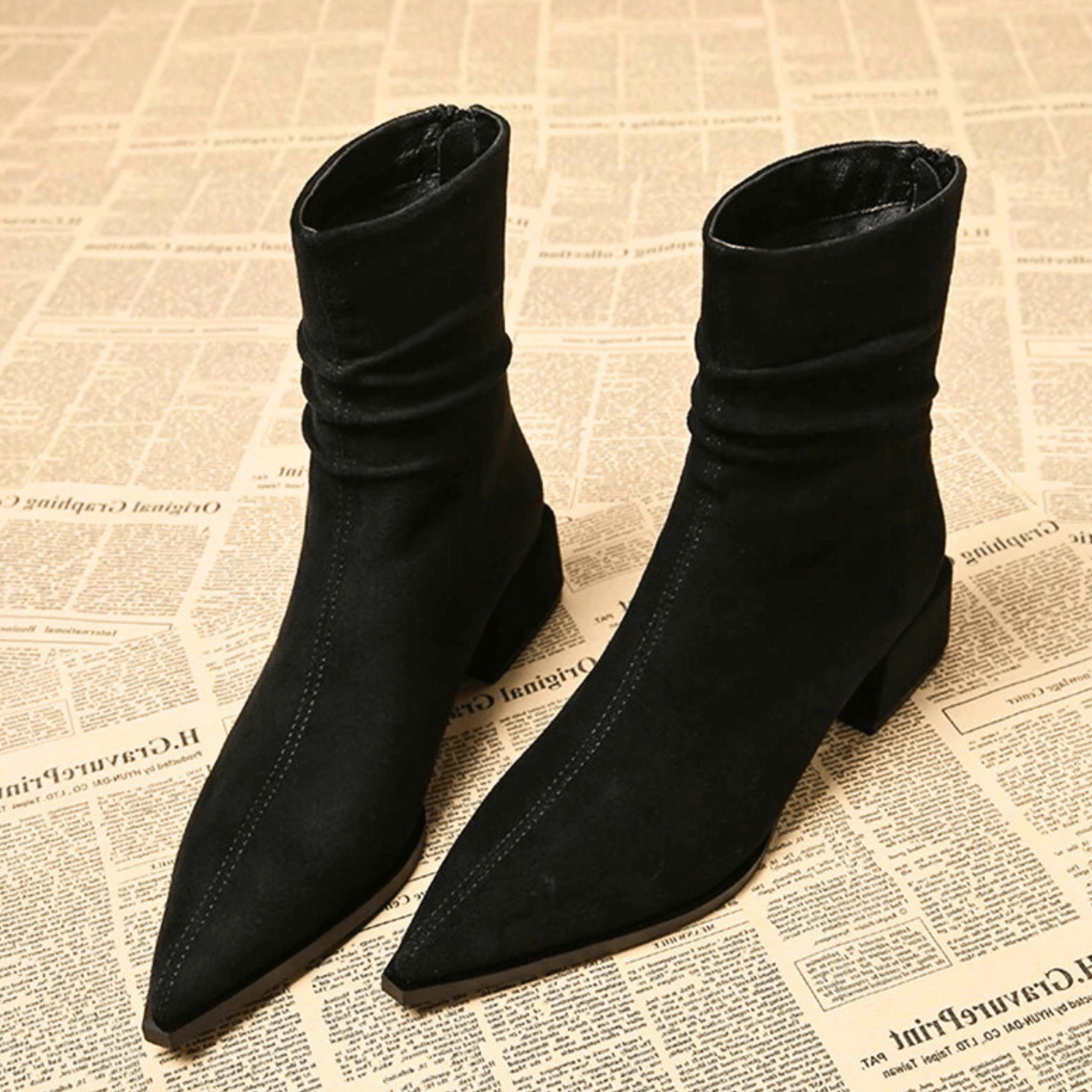 VALERIA | Botas de ante con tacón bajo